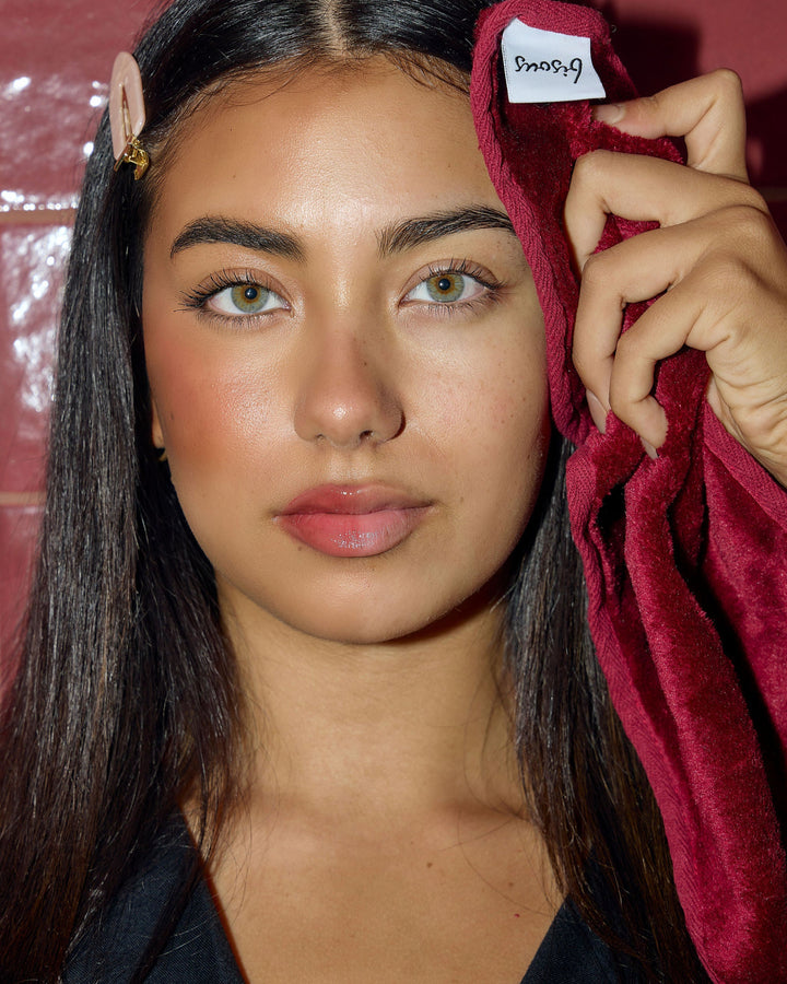 Bisous Cloth - Ruby Red